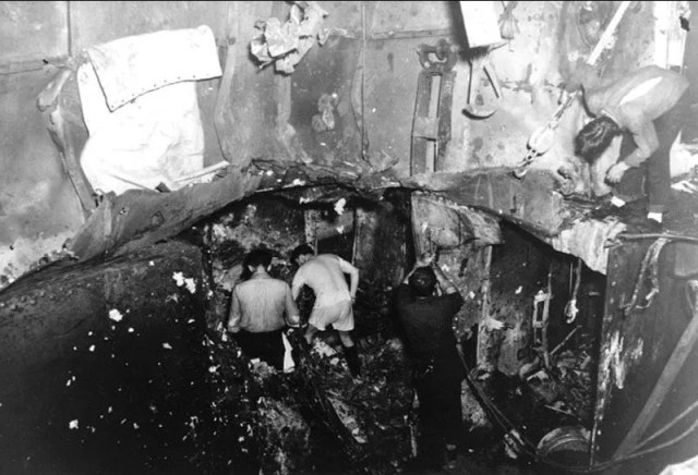 WWII - Midway, Yorktown internal damage e.g.